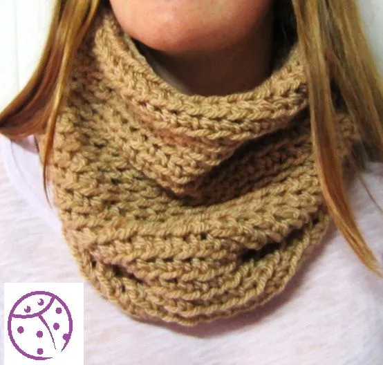 Cuello tejido a crochet - Imagui