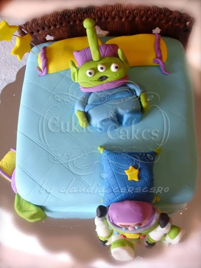 Cukies and Cakes: PASTEL BUZZ LIGHT YEAR