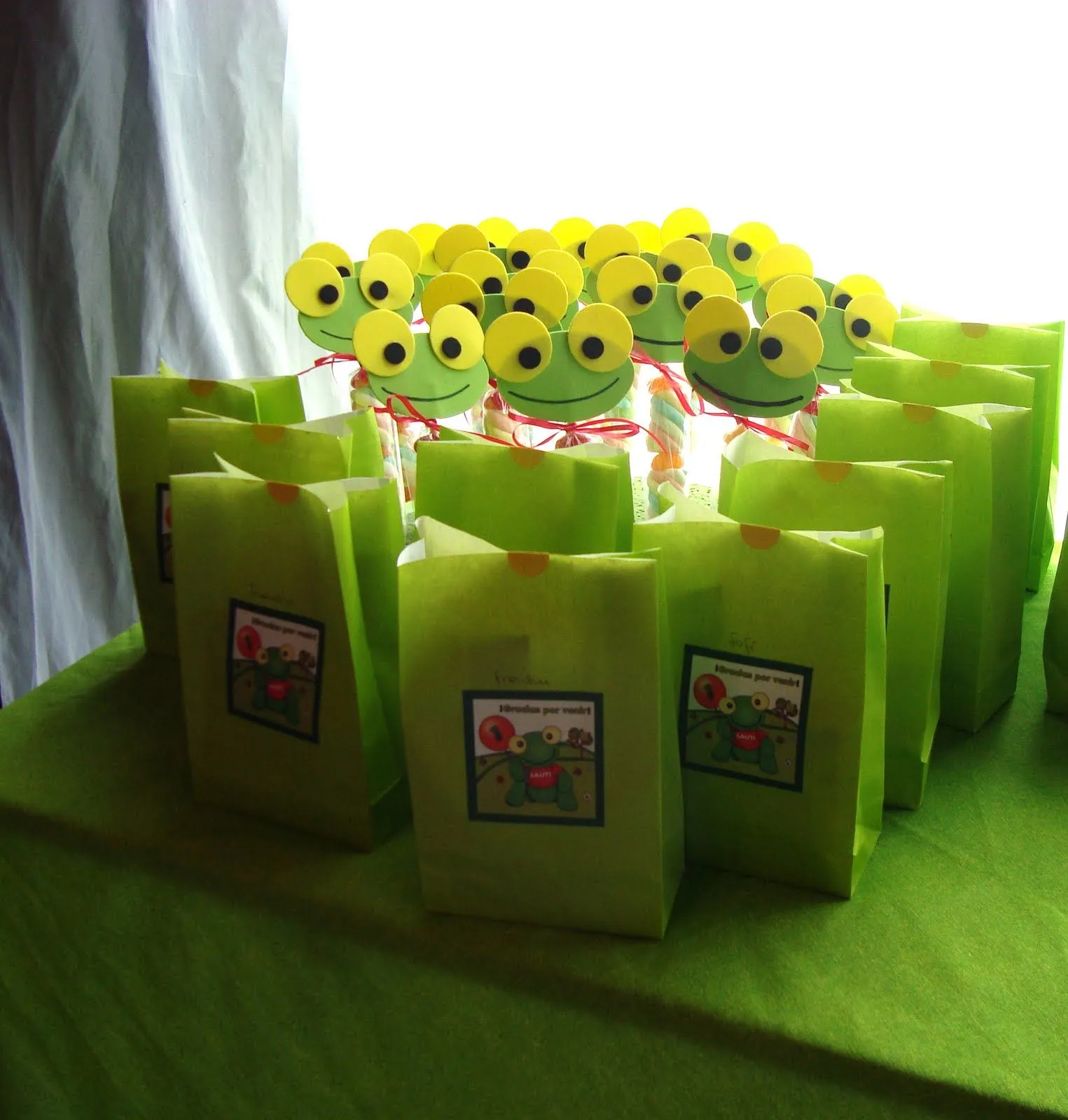 Bolsitas Del Sapo Pepe Para Cumpleanos Wallpapers | Real Madrid ...