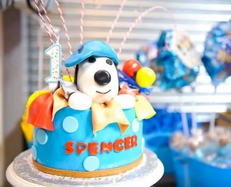 Cumpleaños de un año de Snoopy