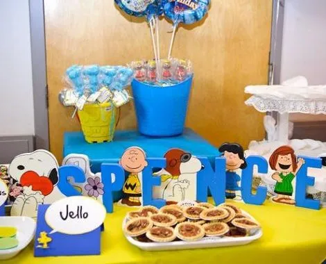 Cumpleaños de un año de Snoopy