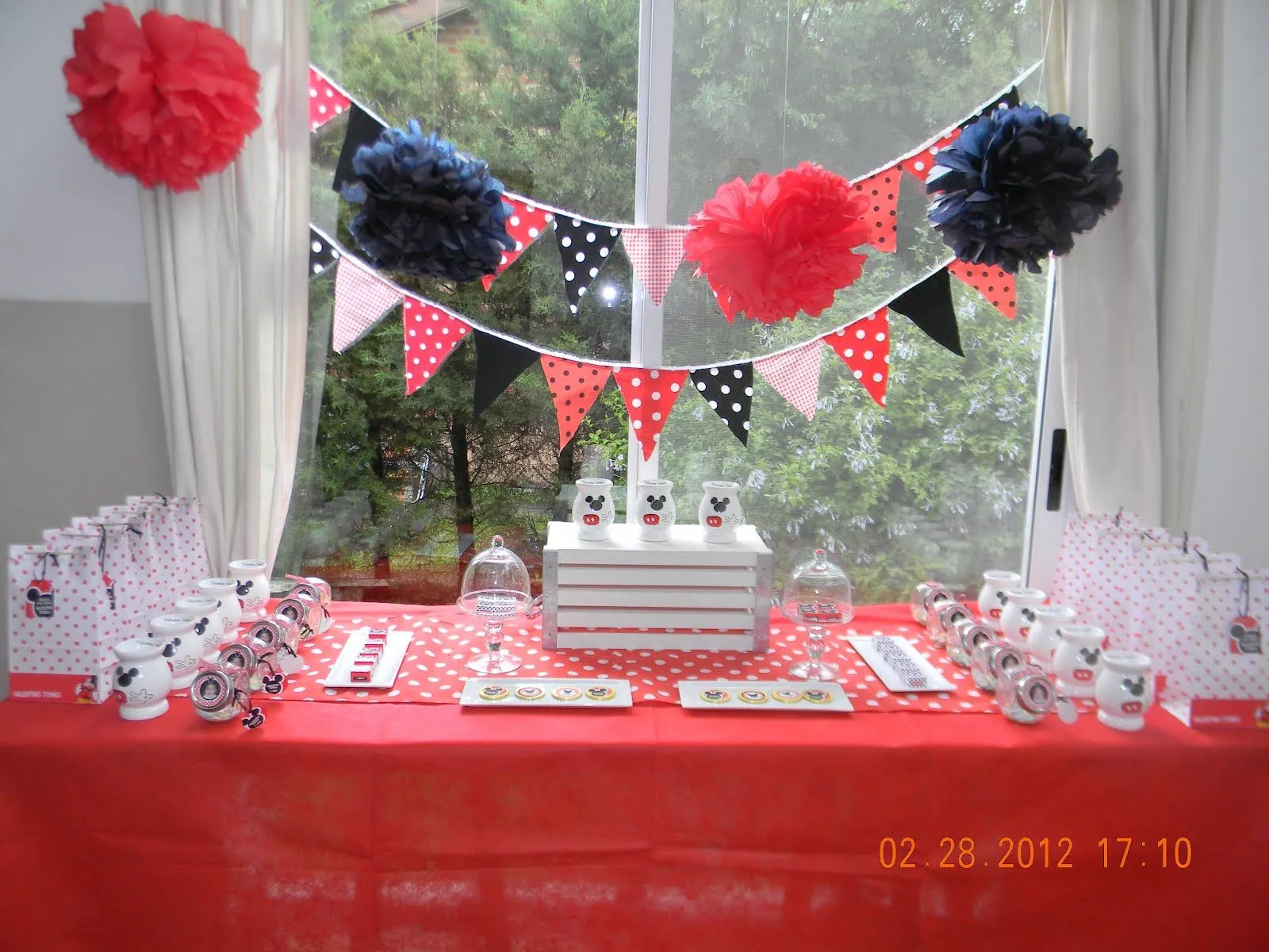 Cumples Tematicos: Cumpleaños Mickey Mouse para Valentino Cumples Tematicos: Cumpleaños Mickey Mouse para Valentino
