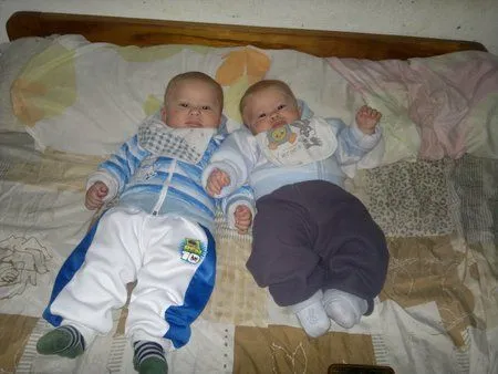 CUMPLIERON 7 MESES!!! LOS SUPUESTOS PREMATUROS!!! - Bebes ...
