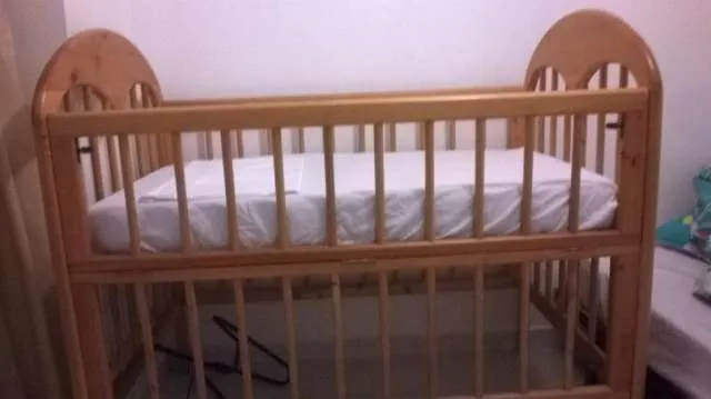 Cuna para bebe en pino - Bucaramanga, Colombia - Accesorios de ... Cuna para bebe en pino - Bucaramanga, Colombia - Accesorios de ...