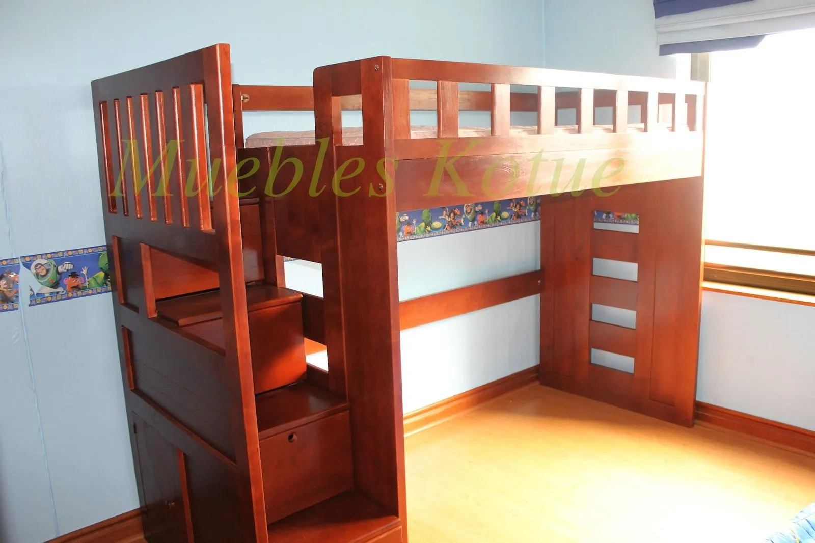 Muebles Kotue"
