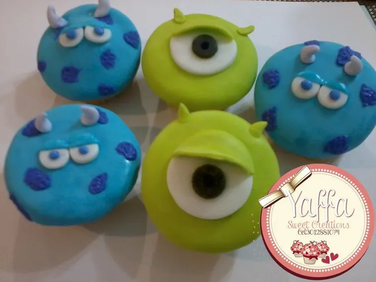 Cupcake de chocovainilla,con decoracion en fondant | Yaffa Sweet ...