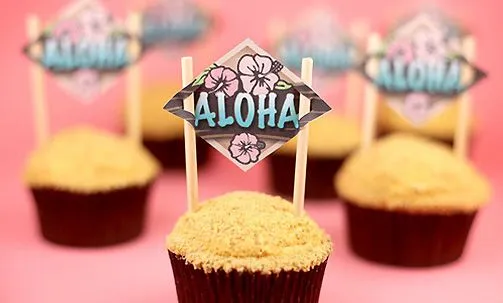 Cupcakes hawaianas para disfrutar del verano - Cocinar con niños ...