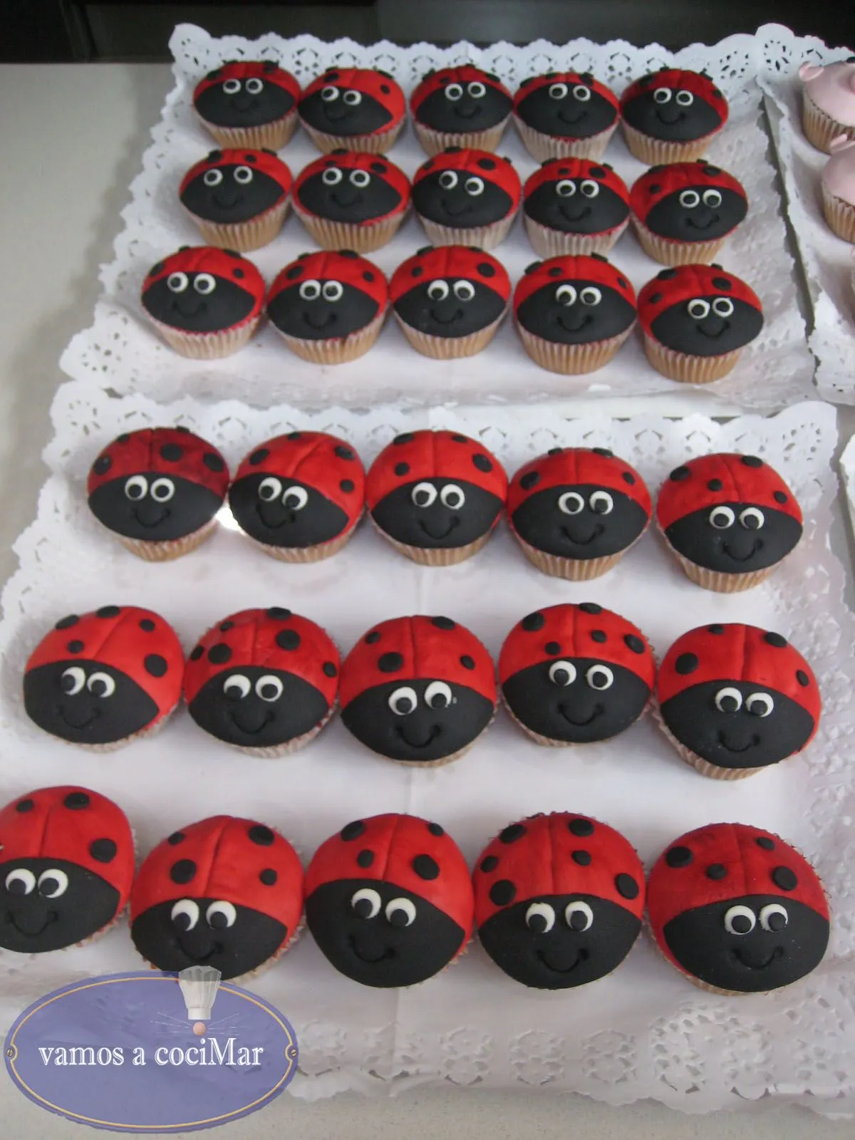 Cupcakes mariquitas y cerditos | Vamos a Cocimar