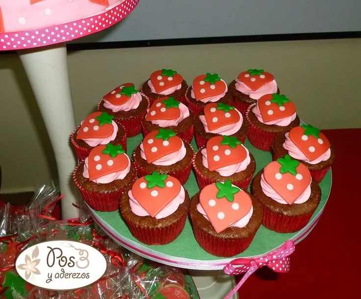 CupCakes de Rosita Fresita | Paquetes de Cumpleaños | Pinterest ...