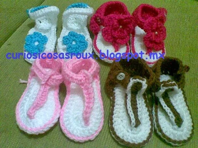 Curiosicosas Roux: sandalias ropa para bebe tejido crochet ganchillo
