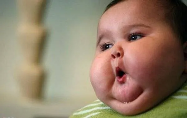 El curioso casao de un bebé de 20 Kg – Marcianos El curioso casao de un bebé de 20 Kg – Marcianos