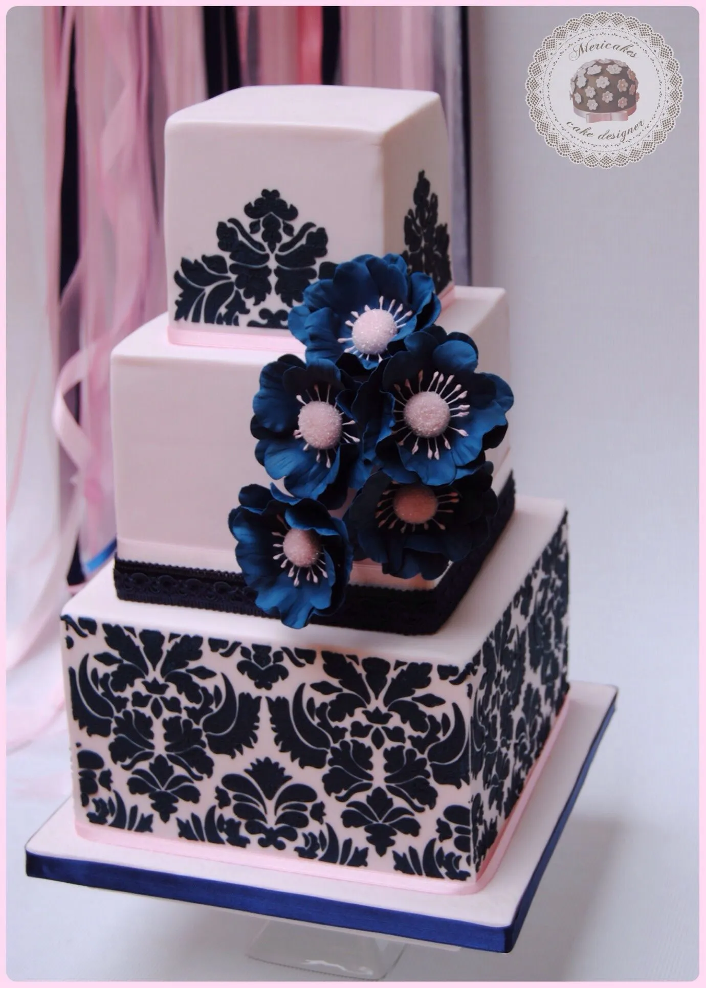Curso decoración tarta de boda. Stencil y anémonas. | Mericakes