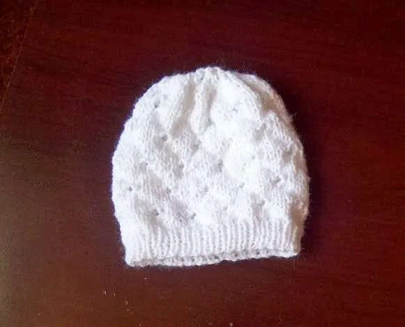 Curso de tejido a mano: Conjunto para bebé recién nacido Curso de tejido a mano: Conjunto para bebé recién nacido