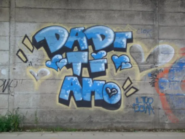 dadi... | amore gridato sui muri - (scritte sui muri) dadi... | amore gridato sui muri - (scritte sui muri)