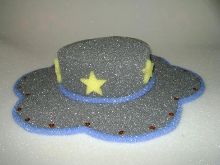 DaNa Gorros De Goma Espuma en Diamante. Teléfono y más info. DaNa Gorros De Goma Espuma en Diamante. Teléfono y más info.