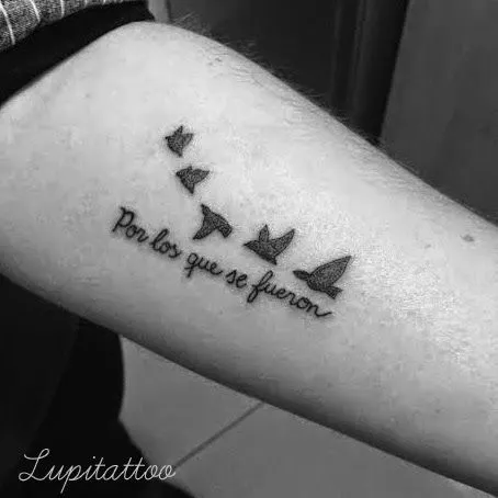 Daniela Schorwer: Mini-tatuajes inspiración Daniela Schorwer: Mini-tatuajes inspiración