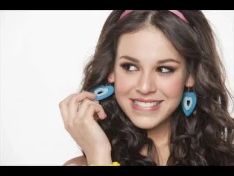 Danna Paola - te quiero tanto (letra) - YouTube Danna Paola - te quiero tanto (letra) - YouTube