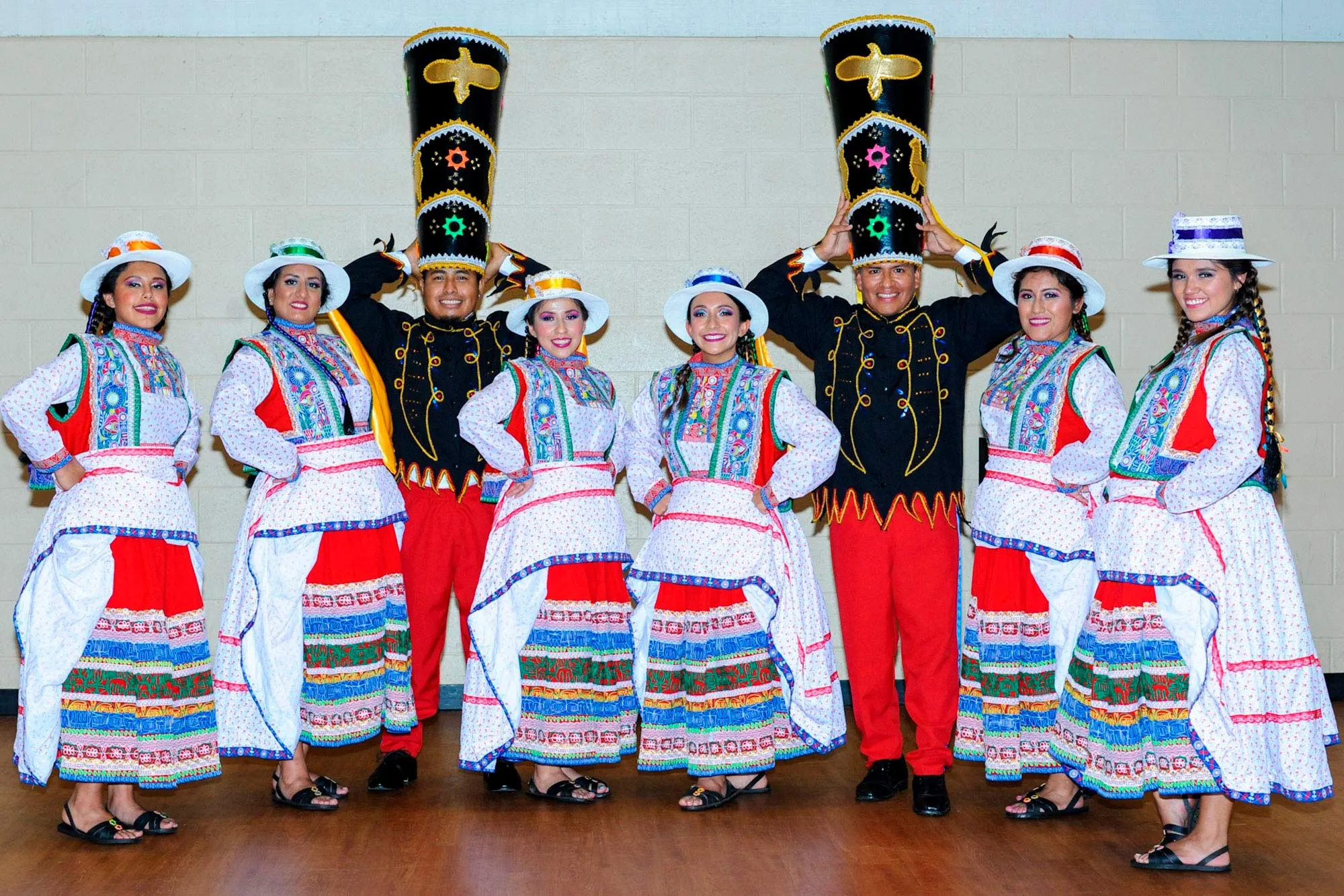 8 danzas típicas que solo verás en Arequipa 8 danzas típicas que solo verás en Arequipa