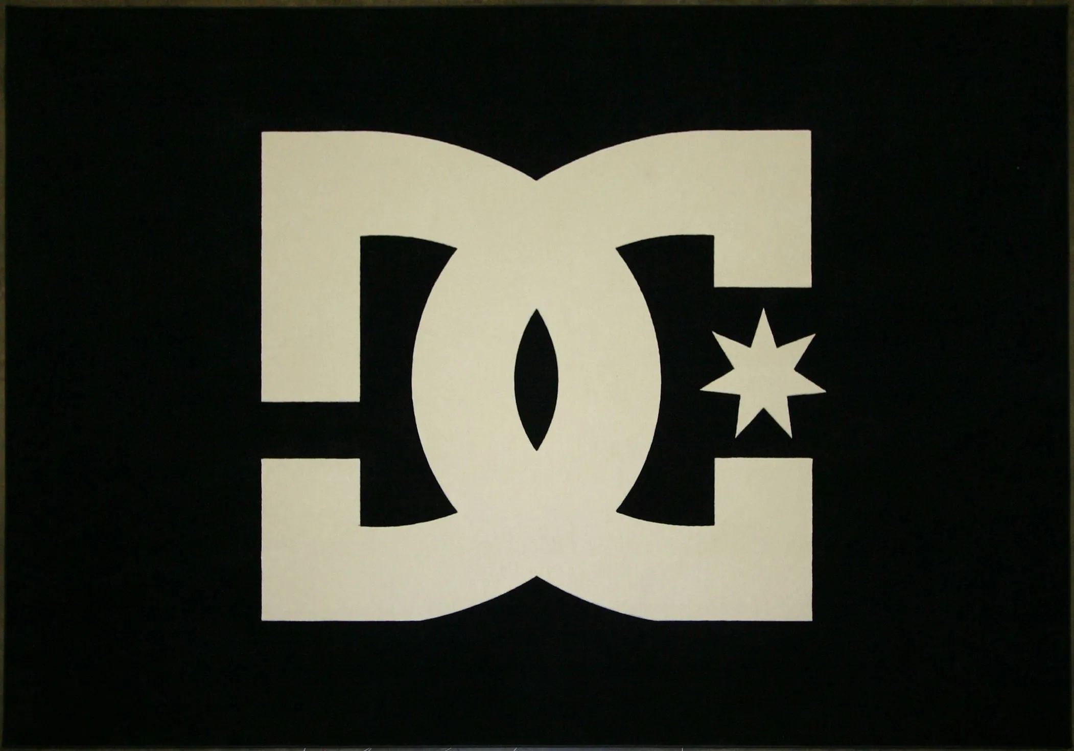 Dc Shoes Logo Pictures