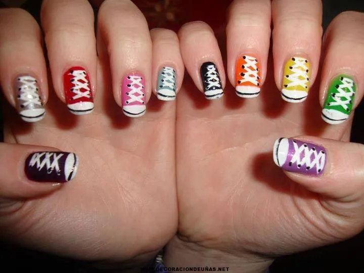 Decora tus Uñas: Uñas decoradas con esmalte