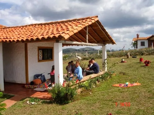 Decoracion Actual de moda: Fachadas de Casas de campo Decoracion Actual de moda: Fachadas de Casas de campo