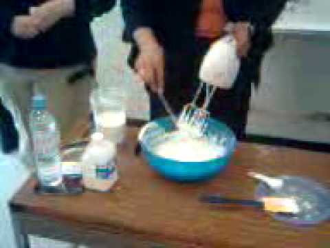 DECORACION ARTISTISCA DE BOMBONES - YouTube DECORACION ARTISTISCA DE BOMBONES - YouTube
