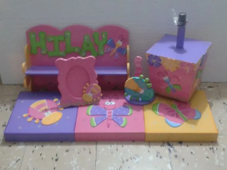 Decoración Bichos. Triptico, Lampara, Nombre-Repisa-Perchero ...