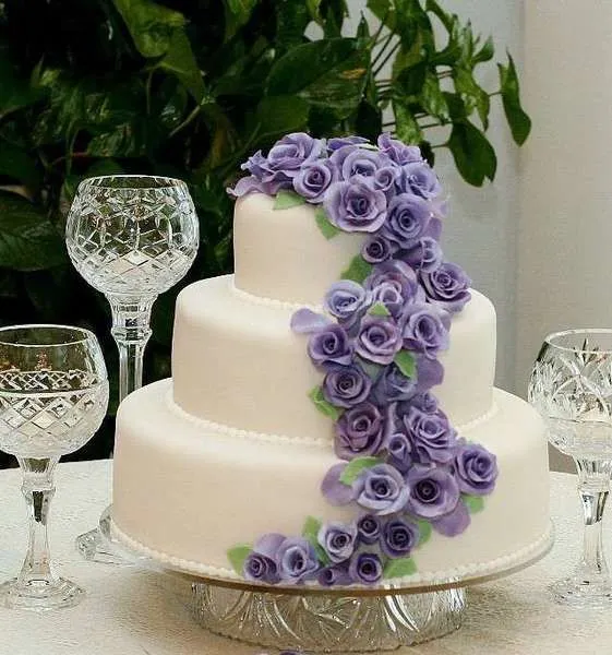 decoracion bodas blanco y lila - Buscar con Google | XV años ...