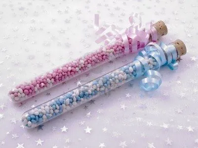 5355296-dos-tubos-de-vidrio-llenos-de-dulces-para-la-decoracion-de ... 5355296-dos-tubos-de-vidrio-llenos-de-dulces-para-la-decoracion-de ...