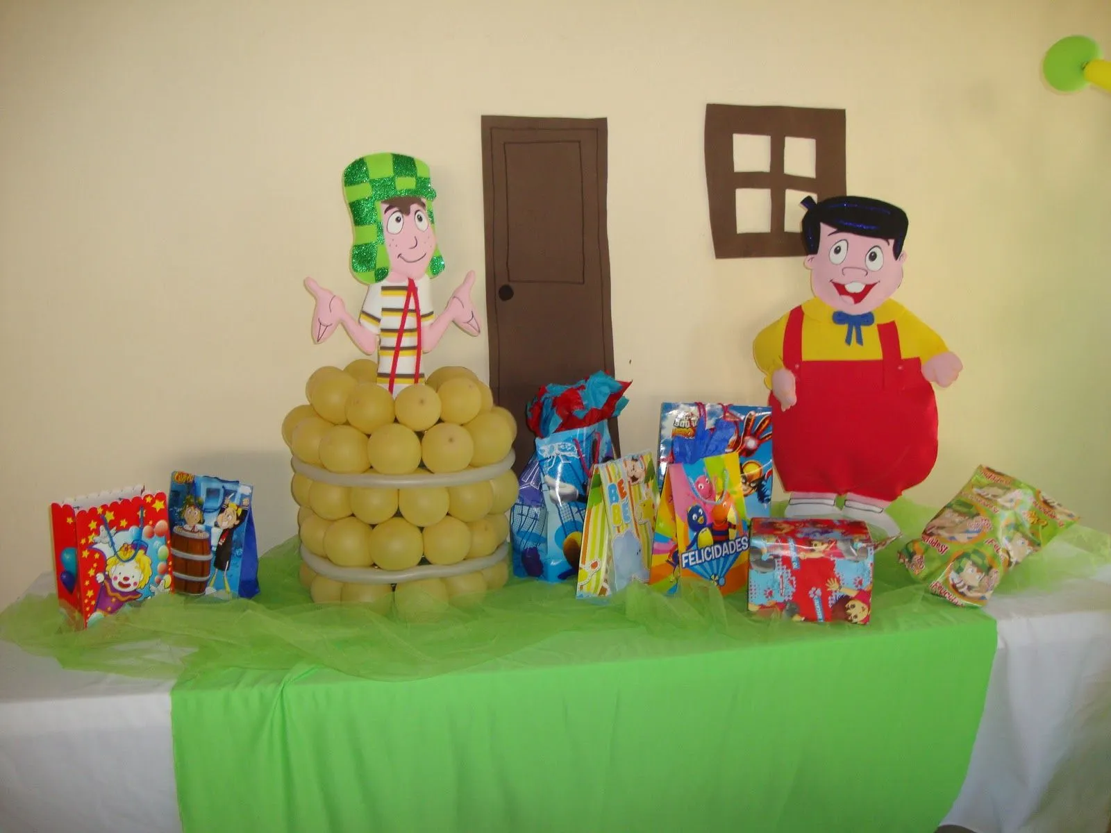 DECORACION CHAVO DEL 8 | Happy Zone