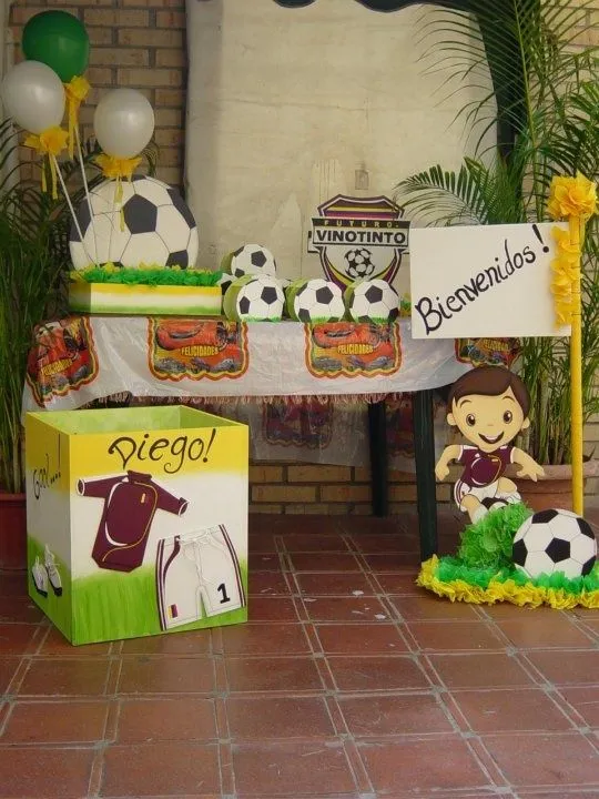 DECORACION DE FIESTA MOTIVO FÚTBOL. | arte madera | Pinterest