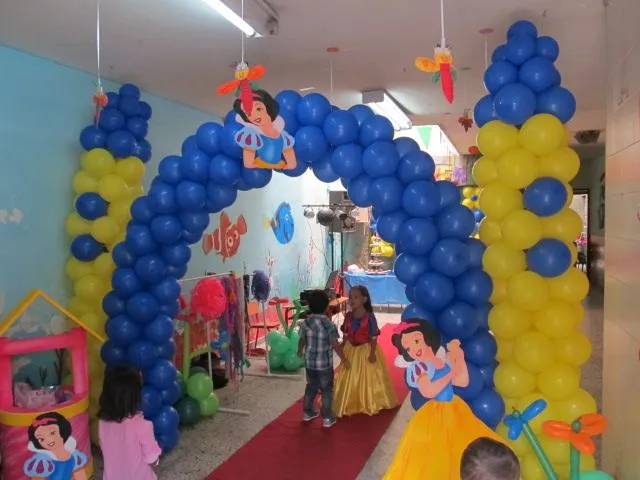 DECORACION FIESTA PRINCESA DISNEY BLANCA NIEVES | Decoracion ...