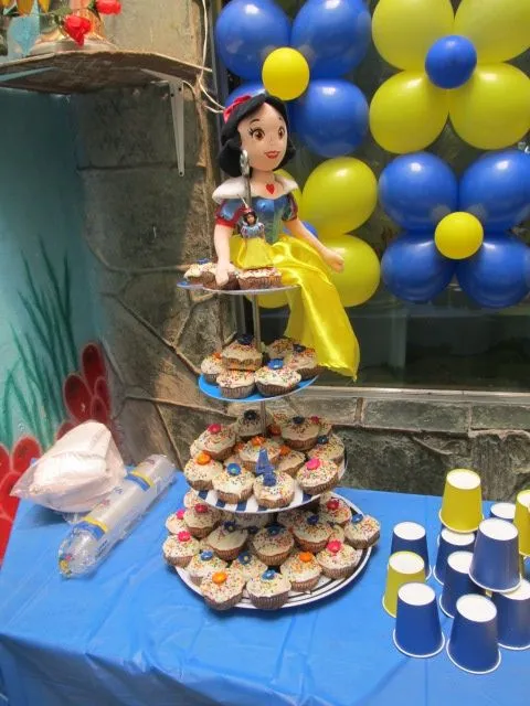 DECORACION FIESTA PRINCESA DISNEY BLANCA NIEVES |Revoltosos ...