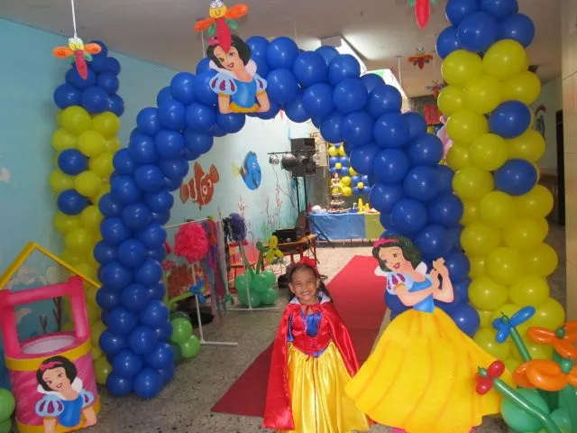 DECORACION FIESTA PRINCESA DISNEY BLANCA NIEVES |Revoltosos ...