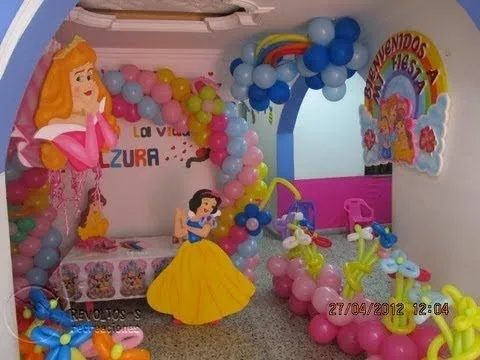 DECORACION FIESTA TEMATICA PRINCESAS DE DISNEY - YouTube