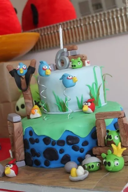 Decoración de Fiestas Infantiles de Angry Birds | Arcos con Globos ...