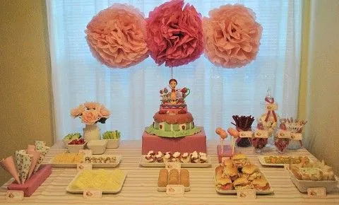 Decoracion Fiestas Infantiles de Fresita - Frutilla - Strawberry ...