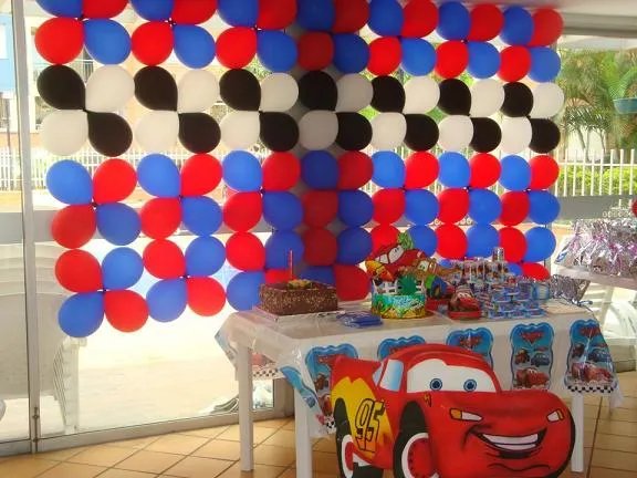 Decoración de fiesta de cars - Imagui