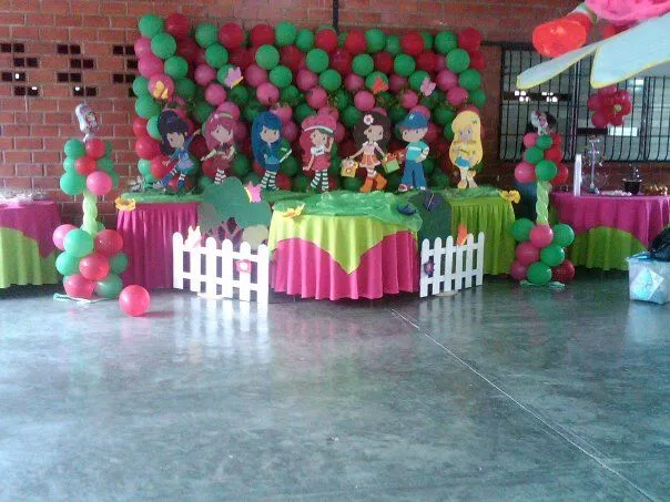 Decoración con globos para cumpleaños de frutillita - Imagui Decoración con globos para cumpleaños de frutillita - Imagui