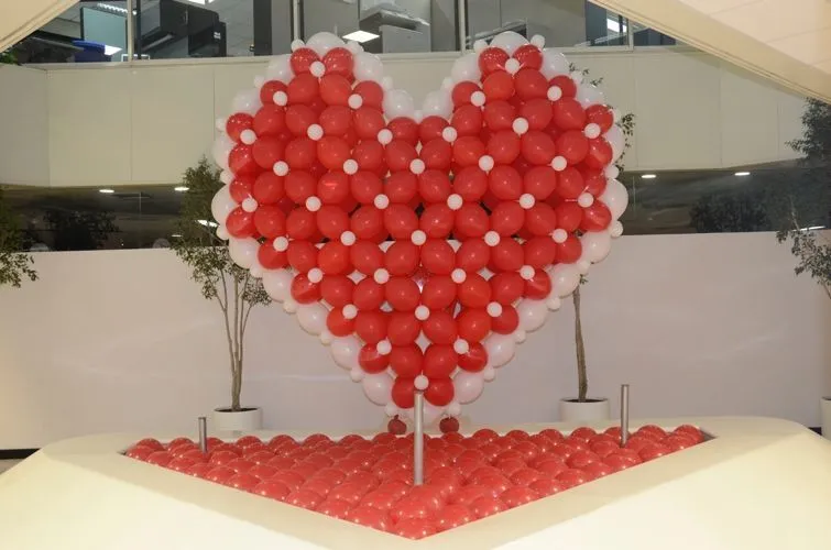 Decoracion con globos, lluvia de globos, suelta de globos Decoracion con globos, lluvia de globos, suelta de globos