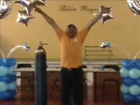 decoracion con globos xv años (mesa de honor) video 3 - YouTube decoracion con globos xv años (mesa de honor) video 3 - YouTube