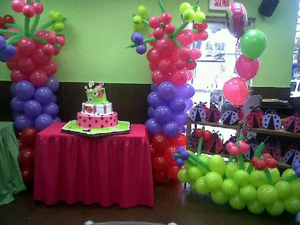 Decoraciones de cumpleaños de adultos para mesas de discotecas ... Decoraciones de cumpleaños de adultos para mesas de discotecas ...