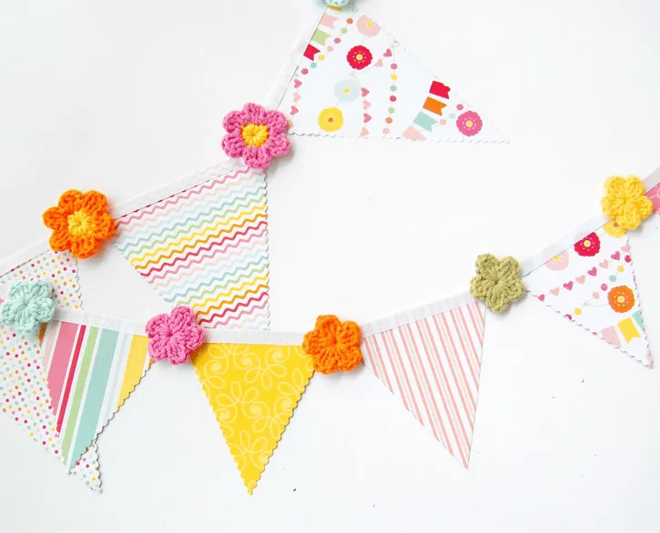 la decoración de mis mesas: DIY: Banderín de papel y crochet. la decoración de mis mesas: DIY: Banderín de papel y crochet.