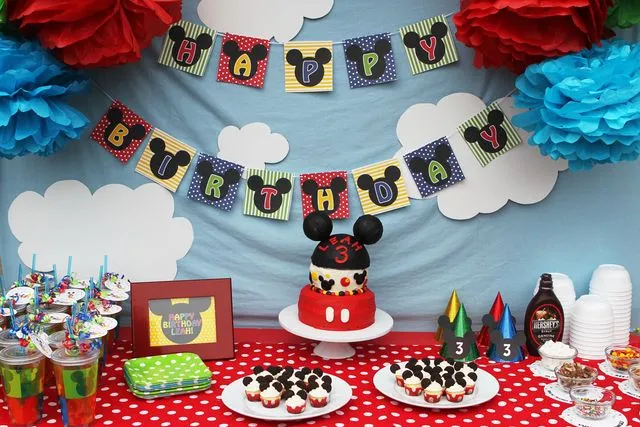 Decoración de mesas del pastel de la Casa de Mickey. | Ideas y ... Decoración de mesas del pastel de la Casa de Mickey. | Ideas y ...