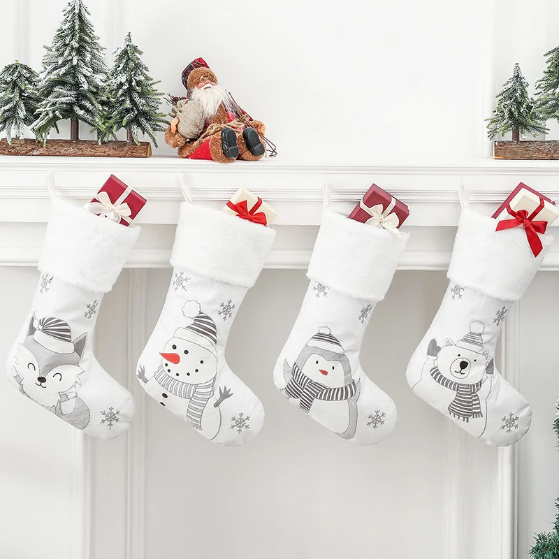 Decoración navideña 2023 medias de Navidad calcetines de Papá Noel botas de Navidad para chimenea medias de Navidad al por mayor - AliExpress Decoración navideña 2023 medias de Navidad calcetines de Papá Noel botas de Navidad para chimenea medias de Navidad al por mayor - AliExpress