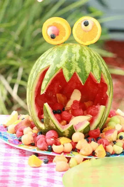 Decoración con sandía para fiesta de Monstruos. | Ideas y material ... Decoración con sandía para fiesta de Monstruos. | Ideas y material ...