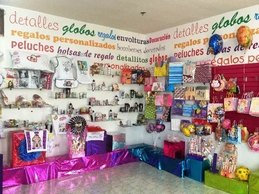 Decoracion de tienda de regalos | tienda de regalos | Pinterest