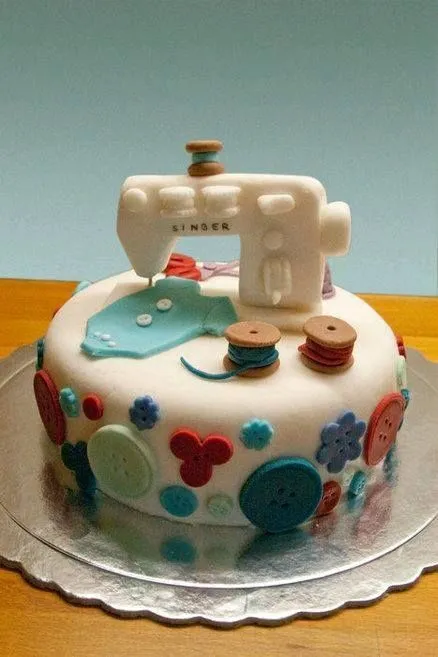 Decoracion de torta maquina de coser en porcelana fria, masa ...