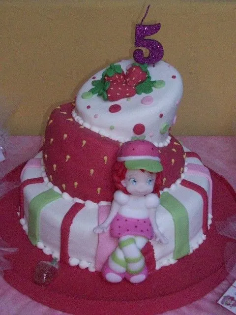 Tortas con decorado de frutillita - Imagui