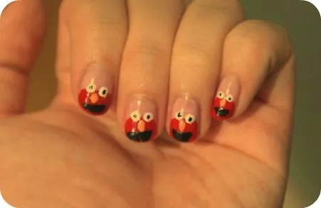 Decoración de uñas de elmo - Imagui